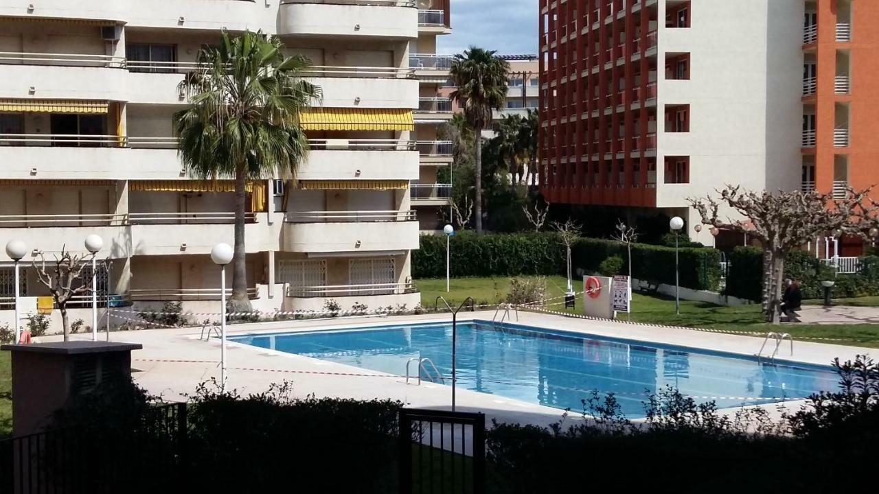 Bonito Apartamento con varias piscinas Salou Exterior foto