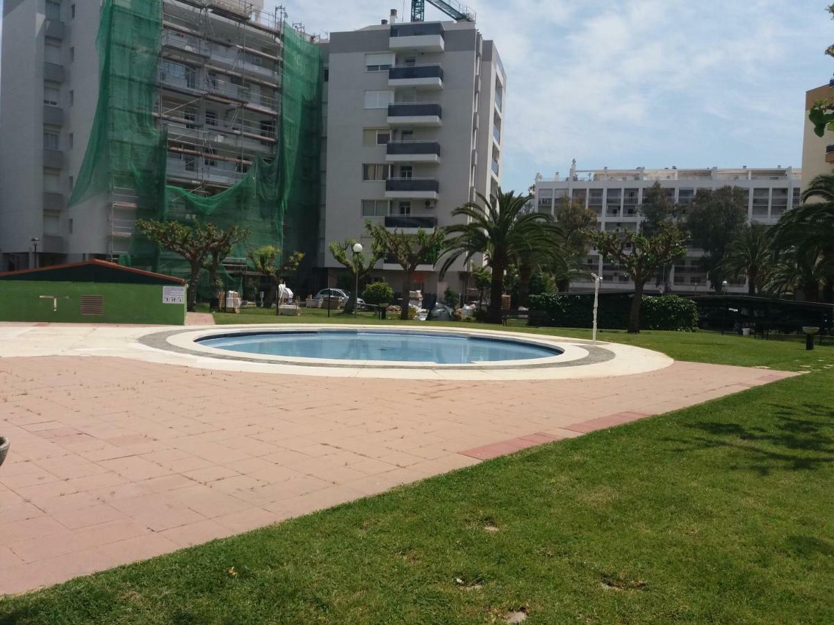 Bonito Apartamento con varias piscinas Salou Exterior foto