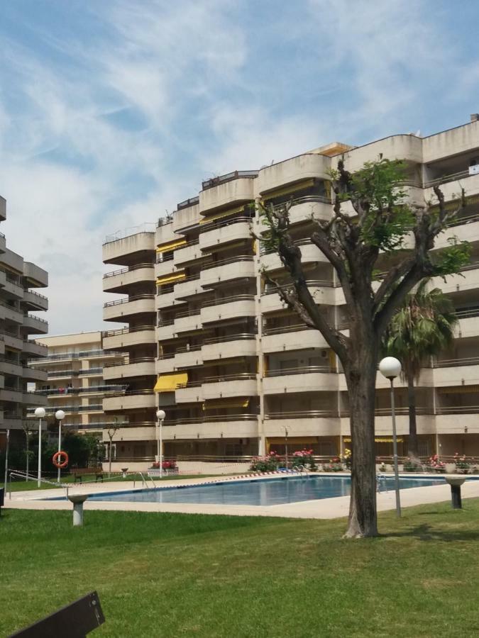 Bonito Apartamento con varias piscinas Salou Exterior foto