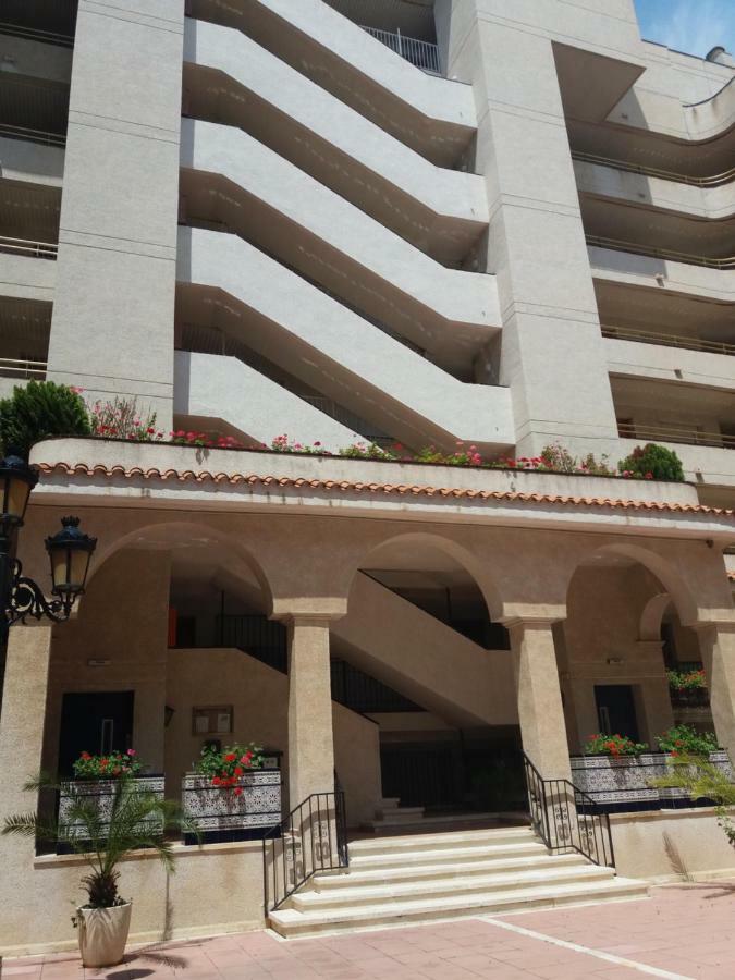 Bonito Apartamento con varias piscinas Salou Exterior foto